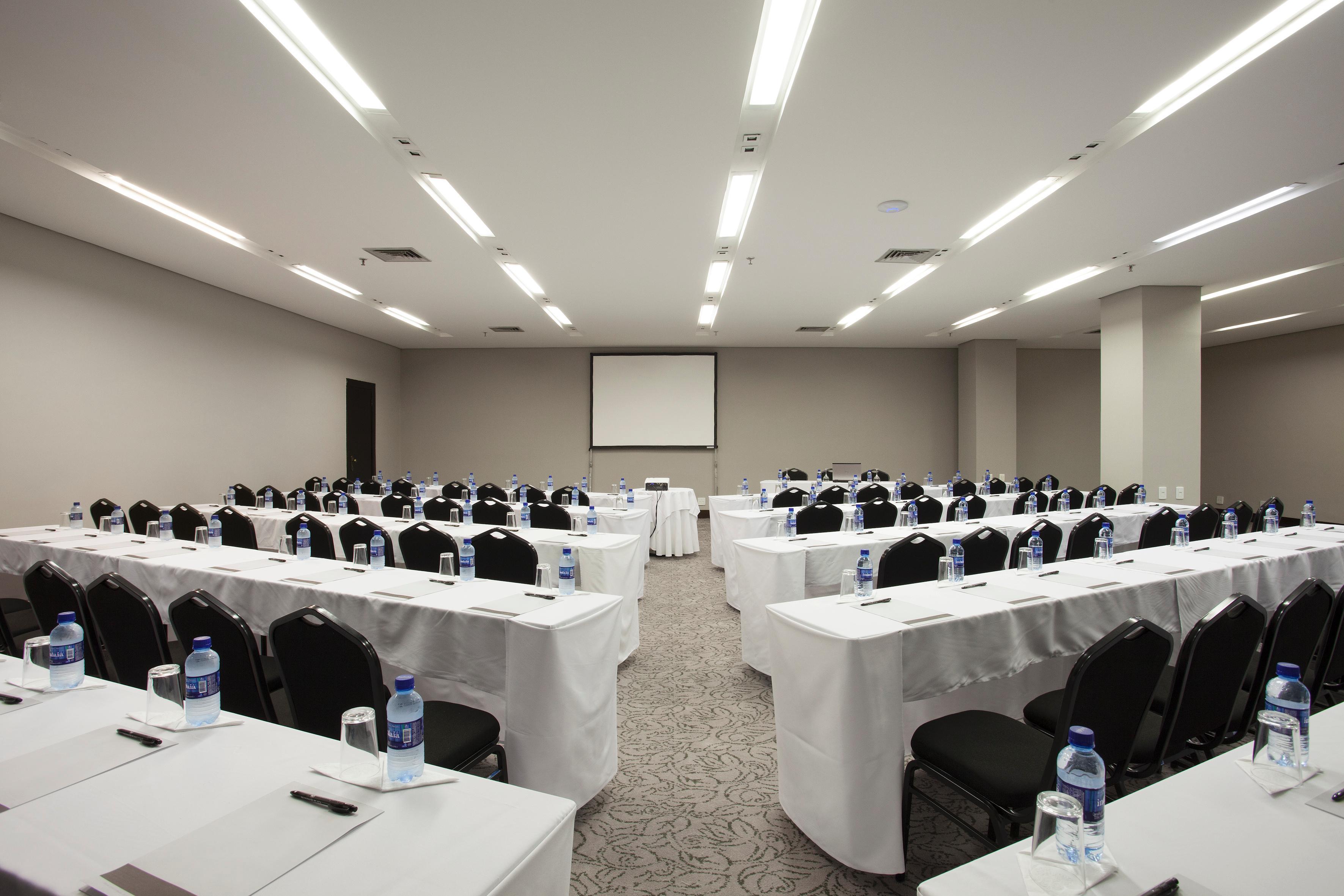 Hotel Windsor Plaza Brasilia Exterior foto Meeting room