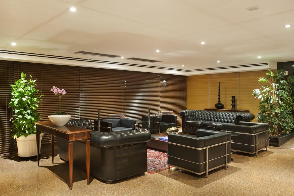 Hotel Windsor Plaza Brasilia Exterior foto The lounge at the airport