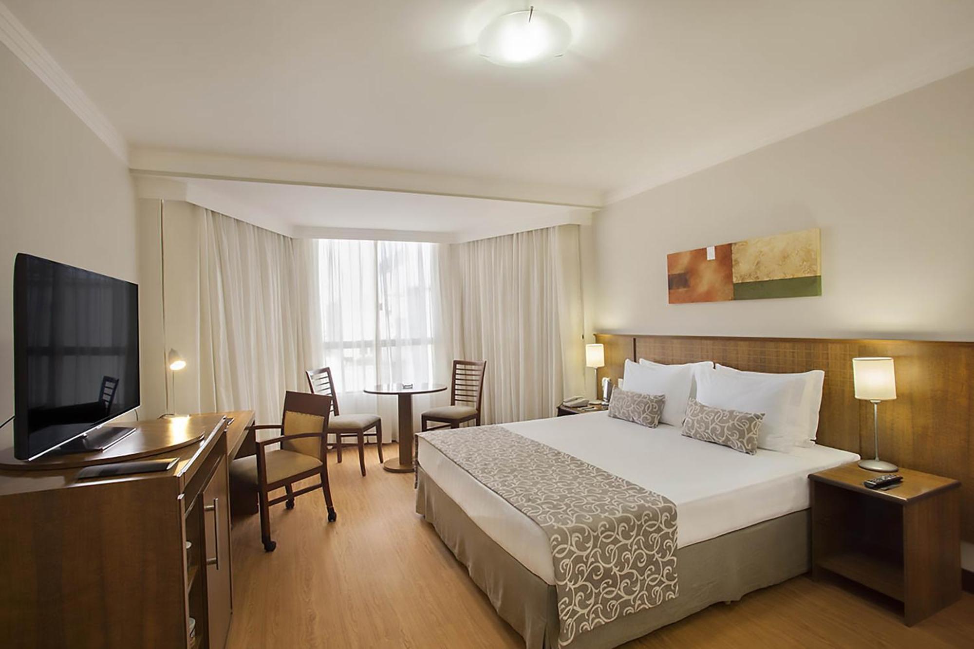 Hotel Windsor Plaza Brasilia Exterior foto A room at the hotel
