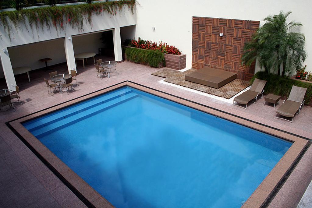 Hotel Windsor Plaza Brasilia Exterior foto Swimming pool