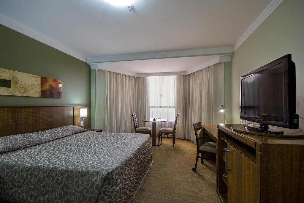 Hotel Windsor Plaza Brasilia Habitación foto A room at the hotel